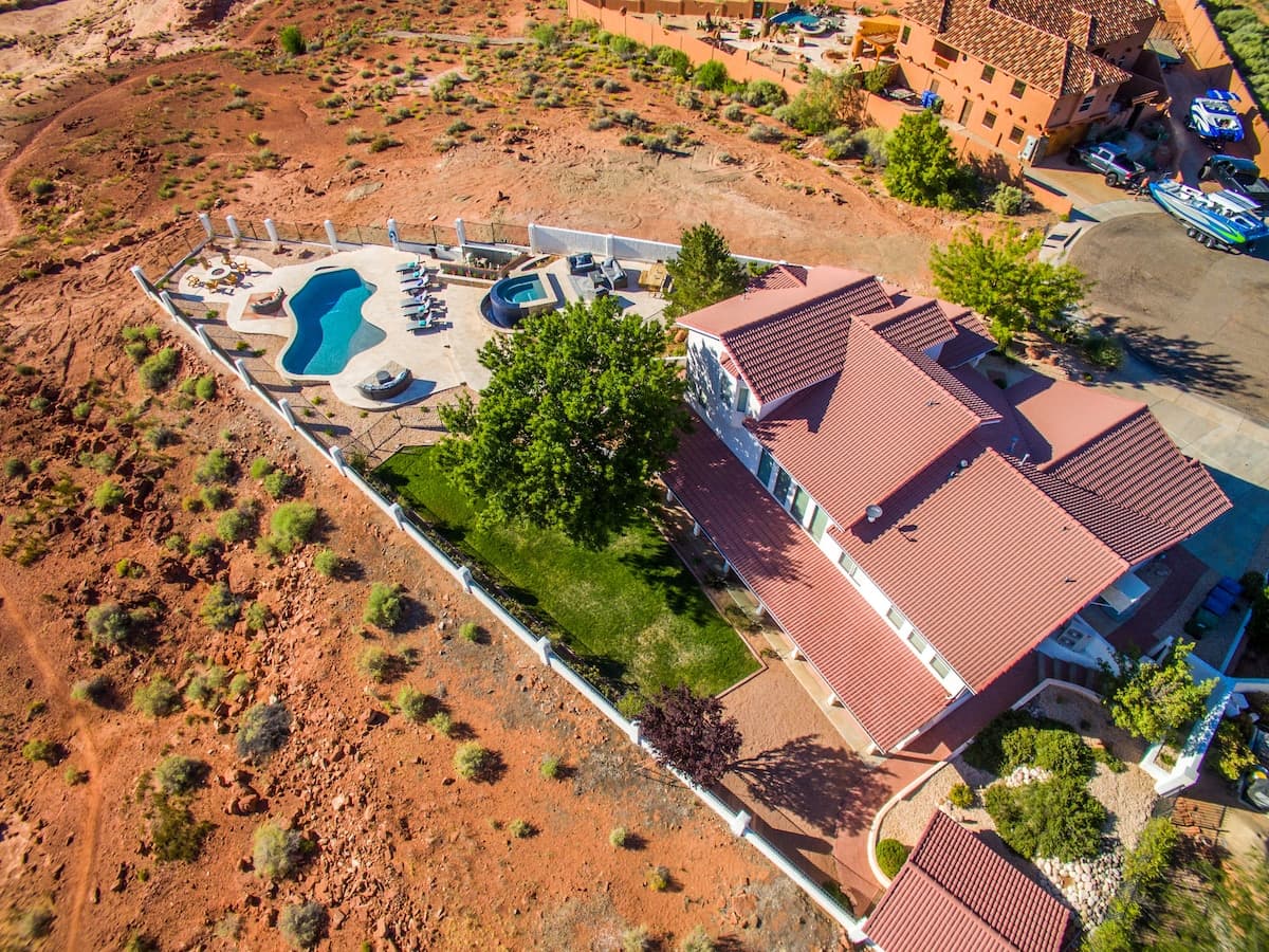 Luxury - Pool & Spa, 7 Bd. 4 Bth 4300 sq ft VIEWS! photo 3